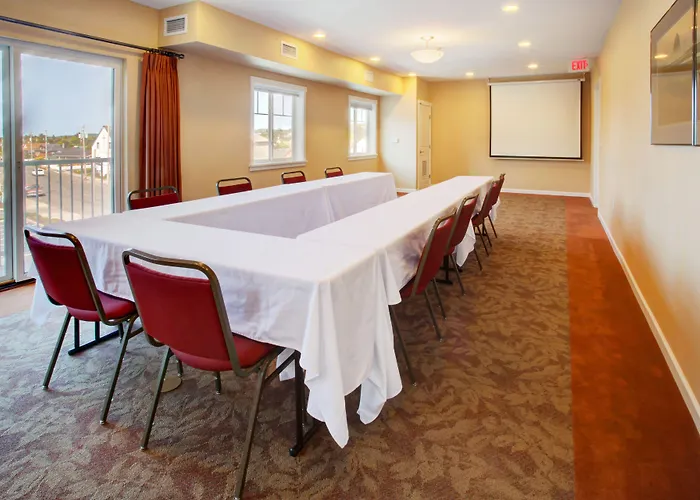 Rivertide Suites